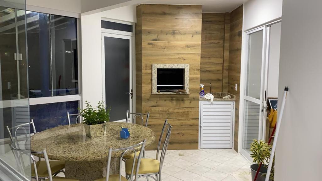 Apto 251 - Condominio Solar Das Bromelias Bombinhas Εξωτερικό φωτογραφία